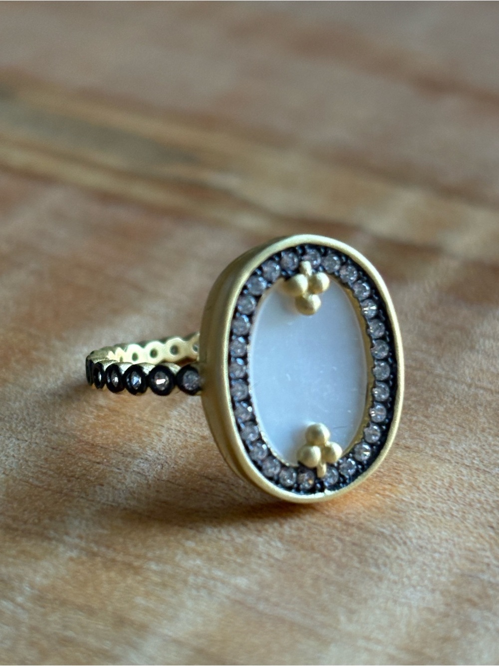 Freida Rothman Black & Gold 925 Silver Oval Mother-of-Pearl Ring Pavé CZ Halo 7